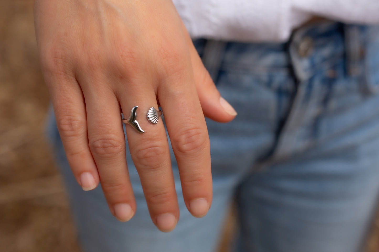 Whale tail and shell ring  silver colour